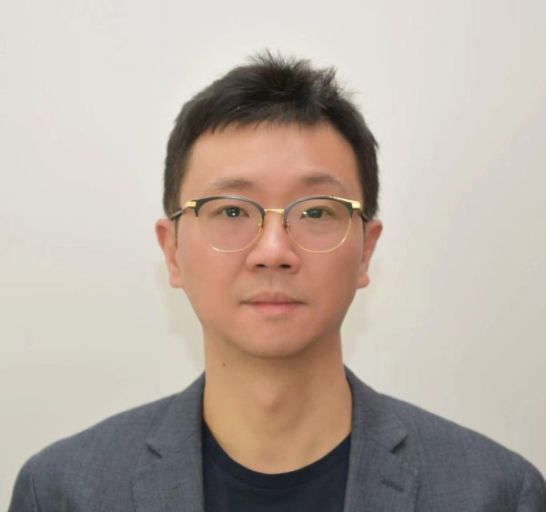亿腾证券 作为数字资产，用户账号应该是谁的︱法经兵言