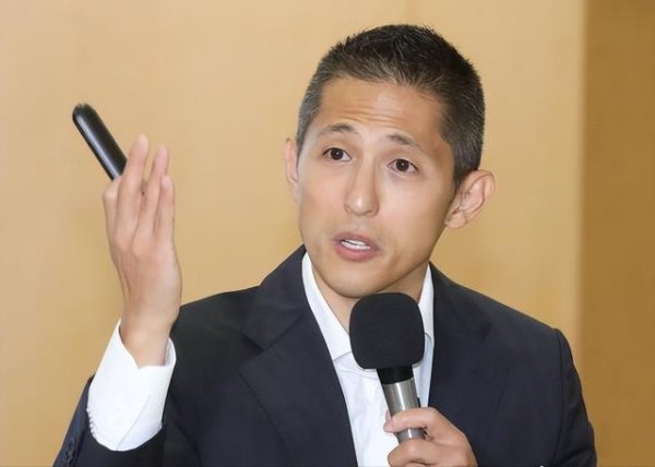 指南针股票 民进党政二代吴怡农今将领表参选台北市长，被质疑毫无政治历练